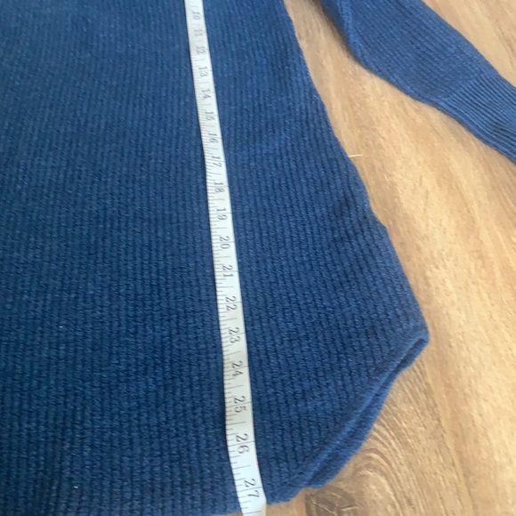 Aritzia Wilfred Merino wool sweater size small - Picture 5 of 7